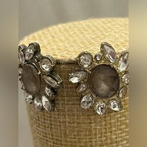 Crystal and quartz studs